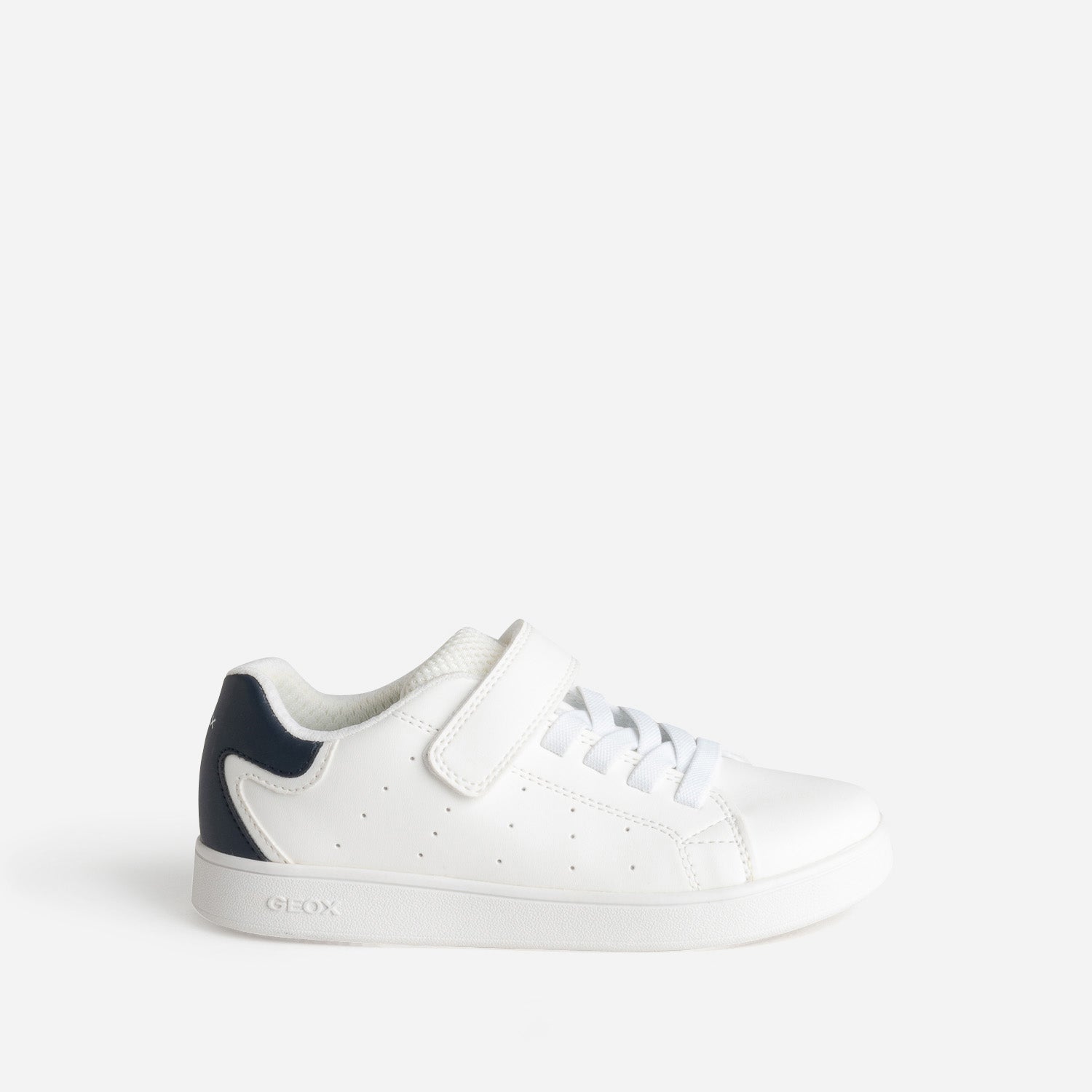 Tennis GEOX blanche perforee