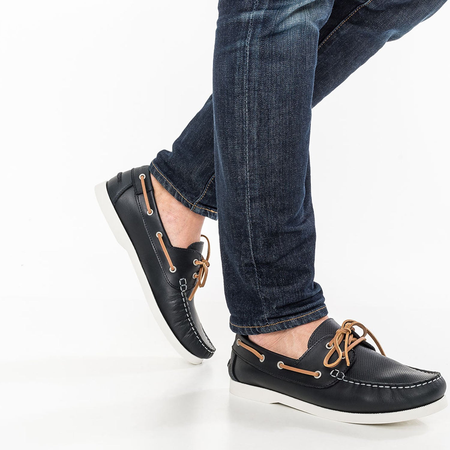 Chaussure bateau marine a lacet camel Chaussures Bateau Homme ERAM