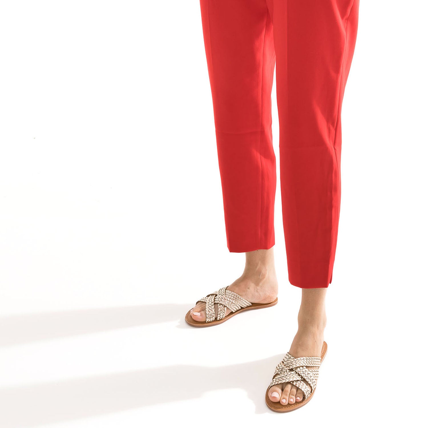 Mule doree en cuir a brides tressees Mules Tongs Femme ERAM