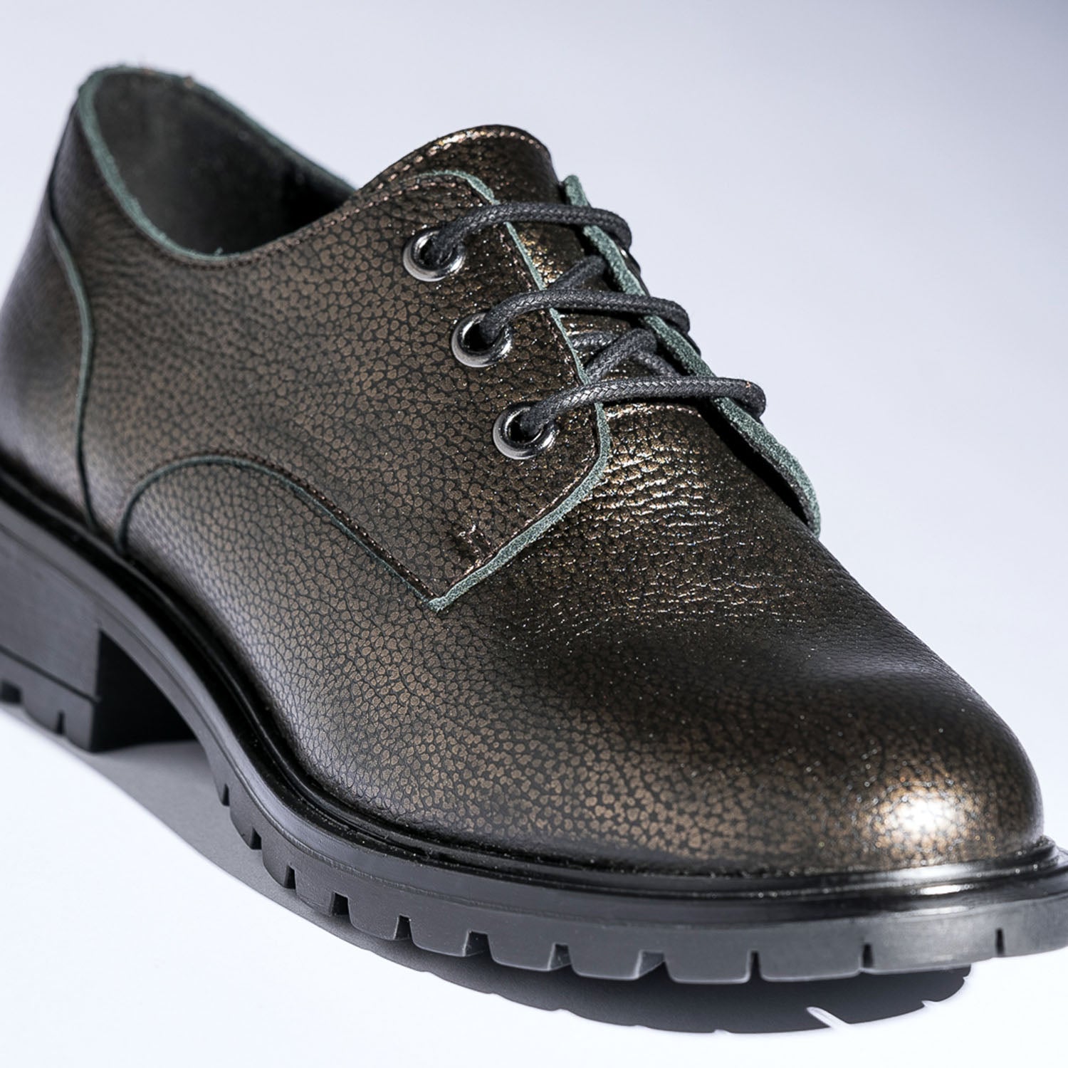 Derby TEXTO en cuir bronze motif minimaliste Derbies Femme ERAM