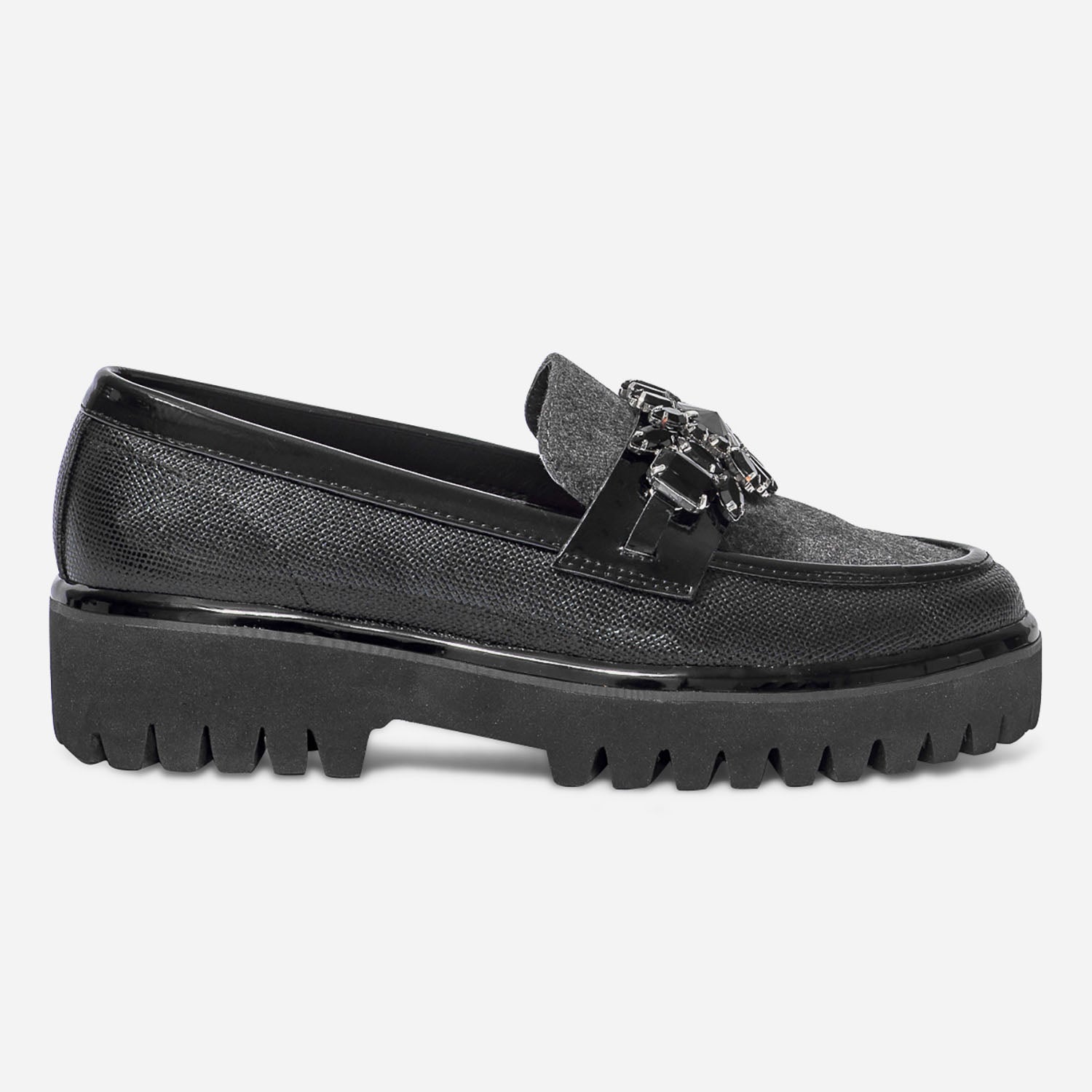 Mocassin noir et gris a semelle crantee Mocassins Slippers Femme ERAM