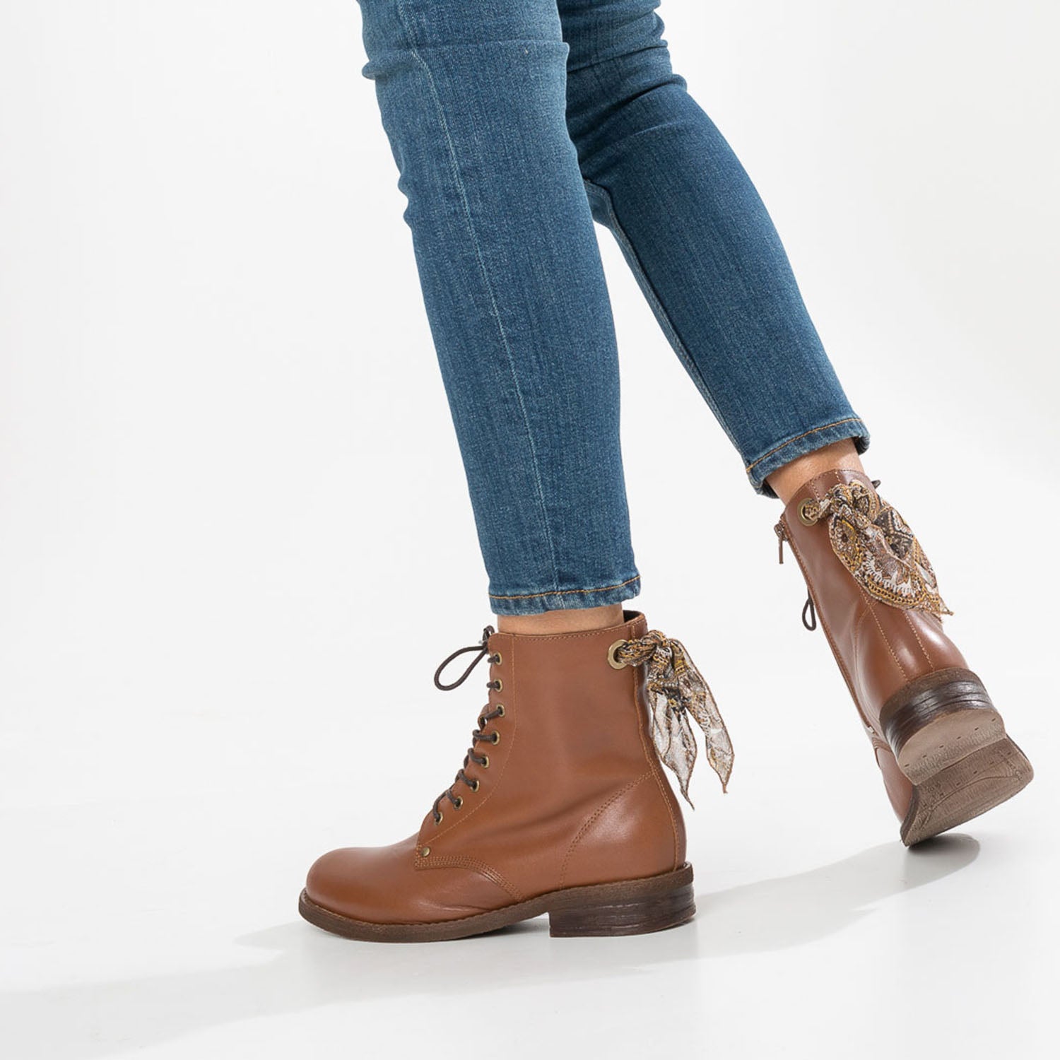 Bottine TEXTO camel en cuir a n ud imprime Boots bottines Femme ERAM