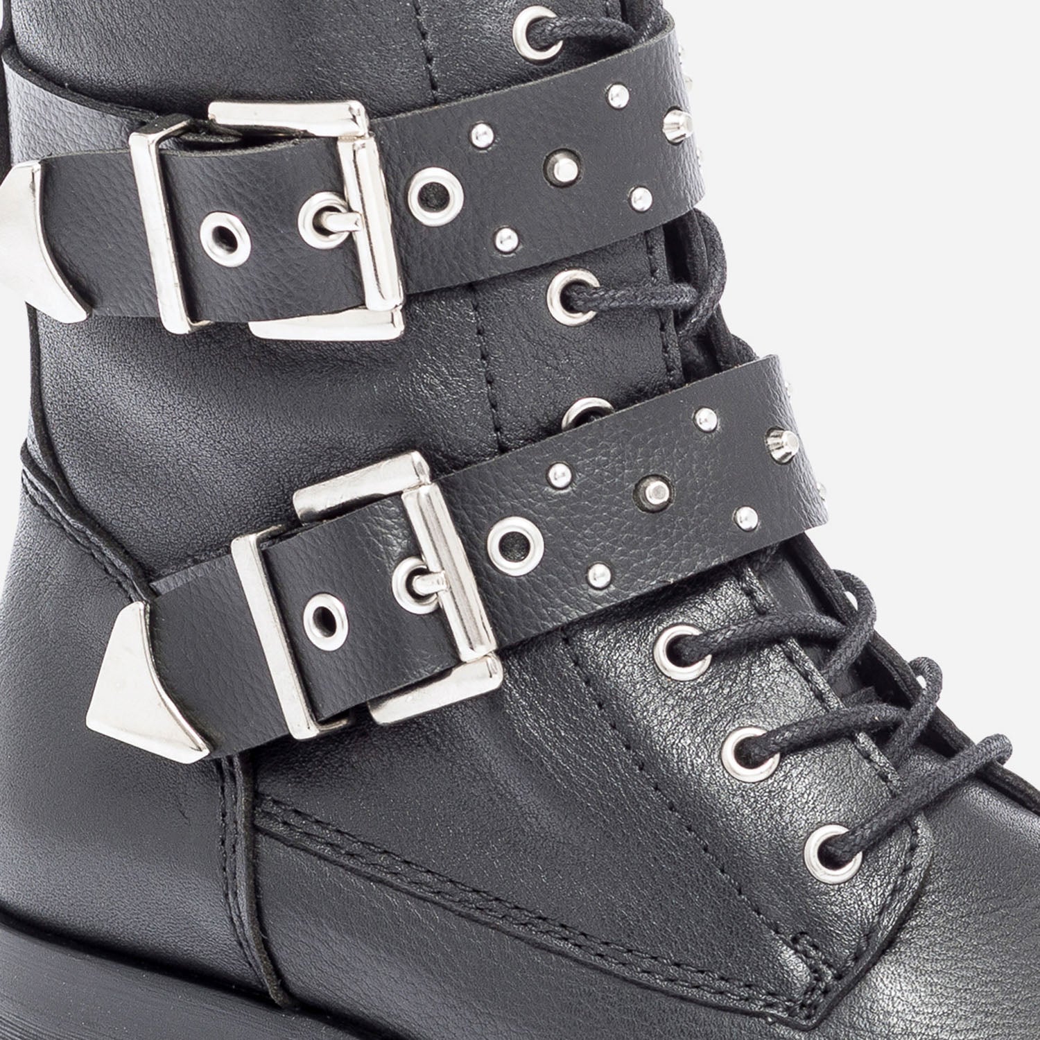 Bottine noire en cuir a brides cloutees Boots bottines Femme ERAM