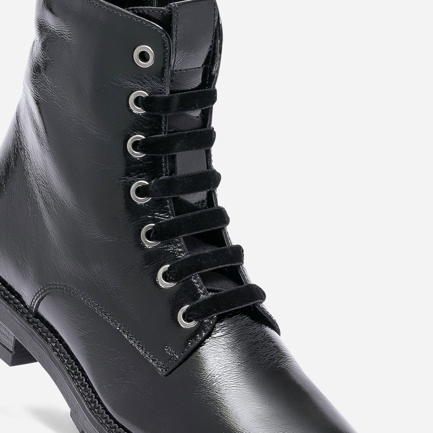 Bottine noire en cuir glace eco concu a lacet velours Boots bottines Femme ERAM