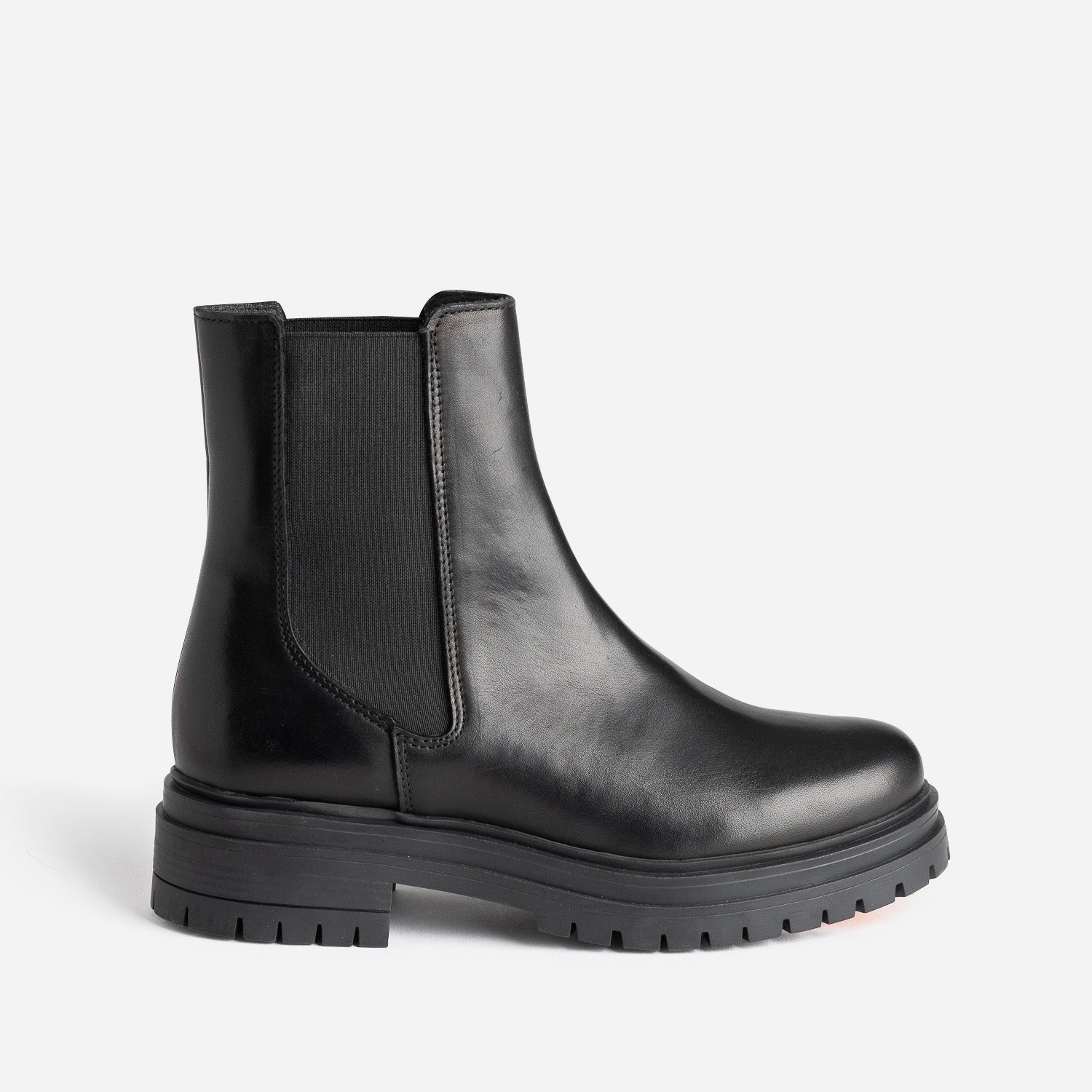 Chelsea boots TEXTO noir en cuir a semelle crantee