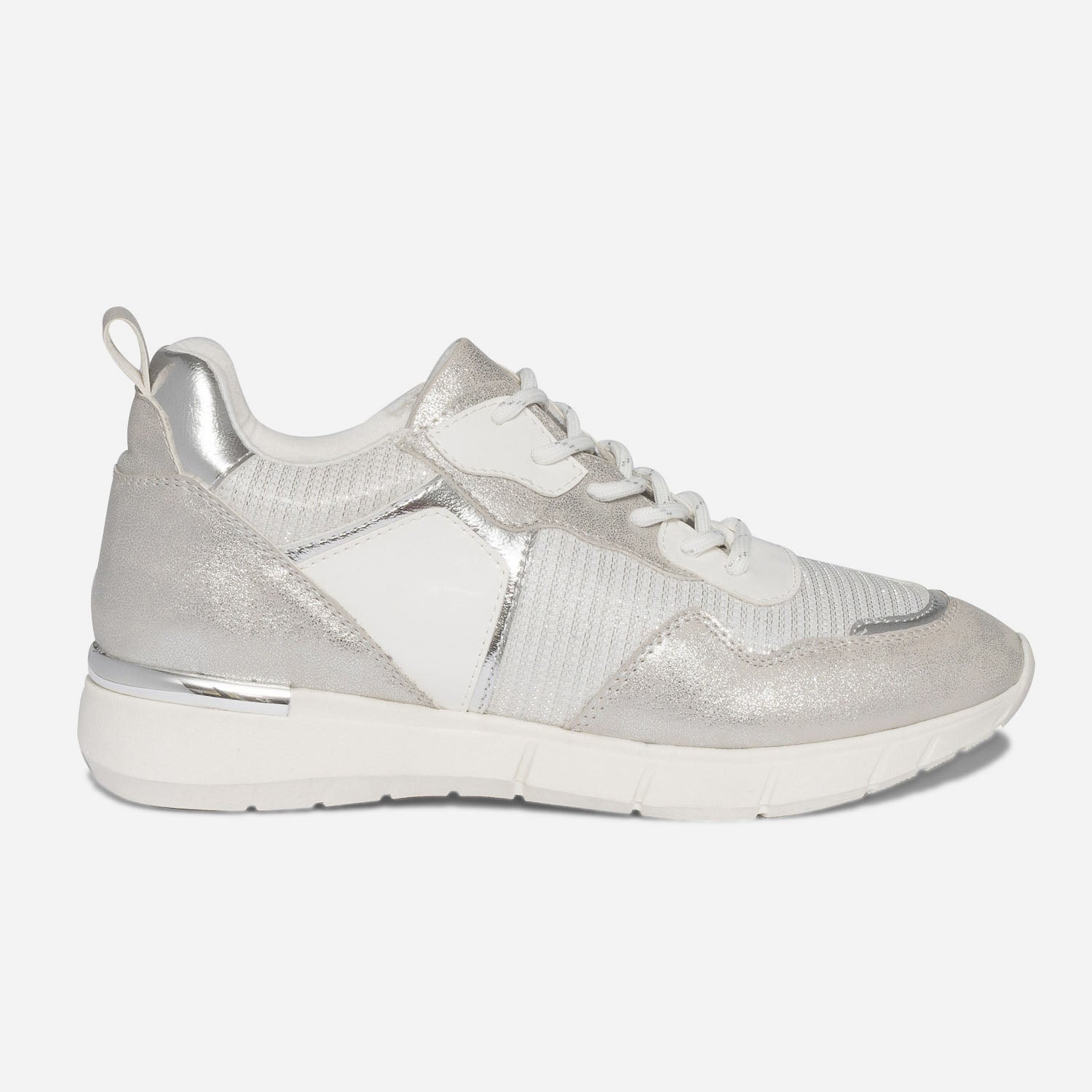 Chaussures argentées eram 2025