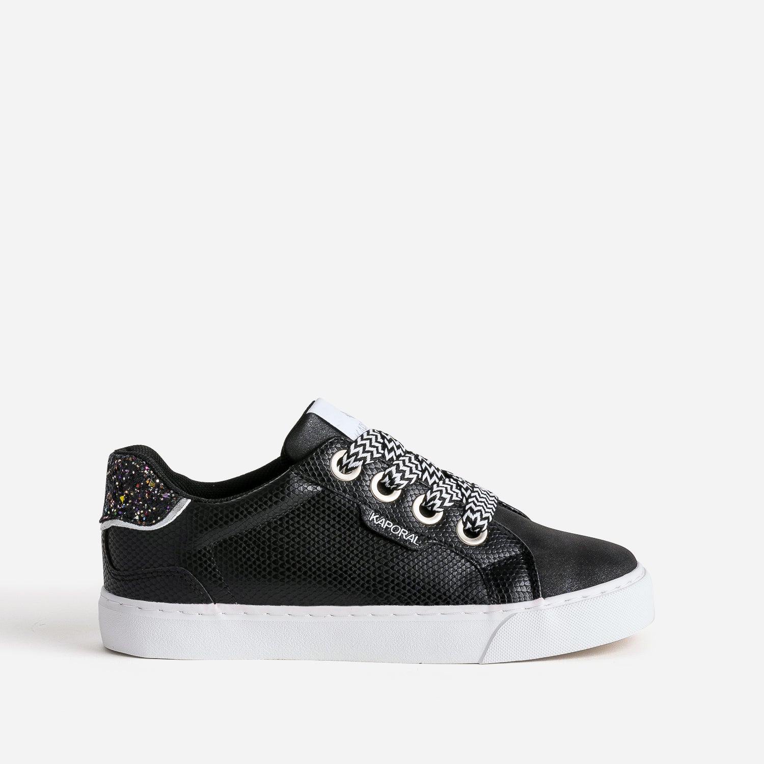 Tennis KAPORAL noire emboss e