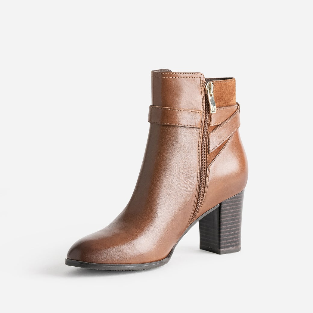 chaussure femme marque caprice