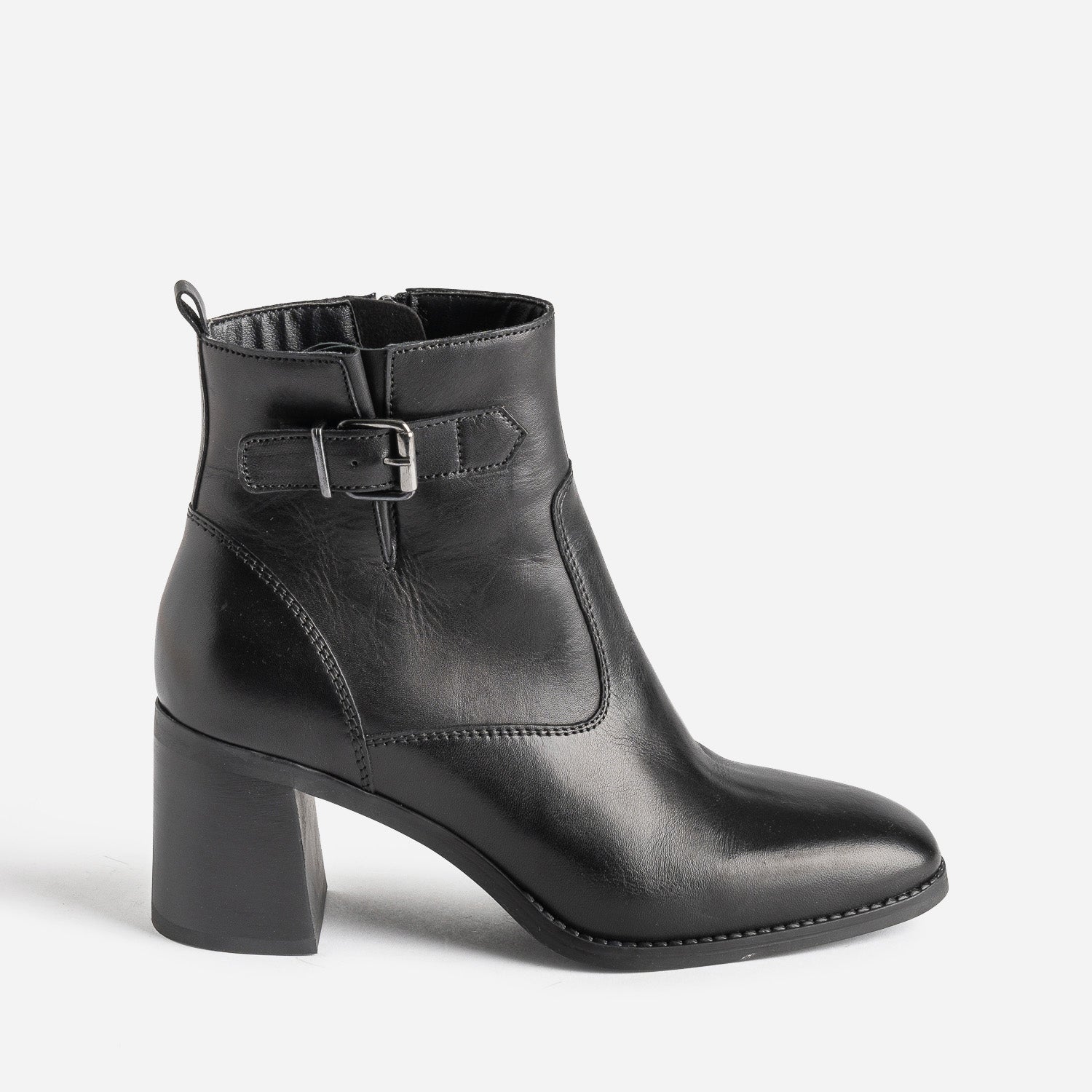 Boots noir eco concue en cuir details surpiqures Boots bottines Femme ERAM