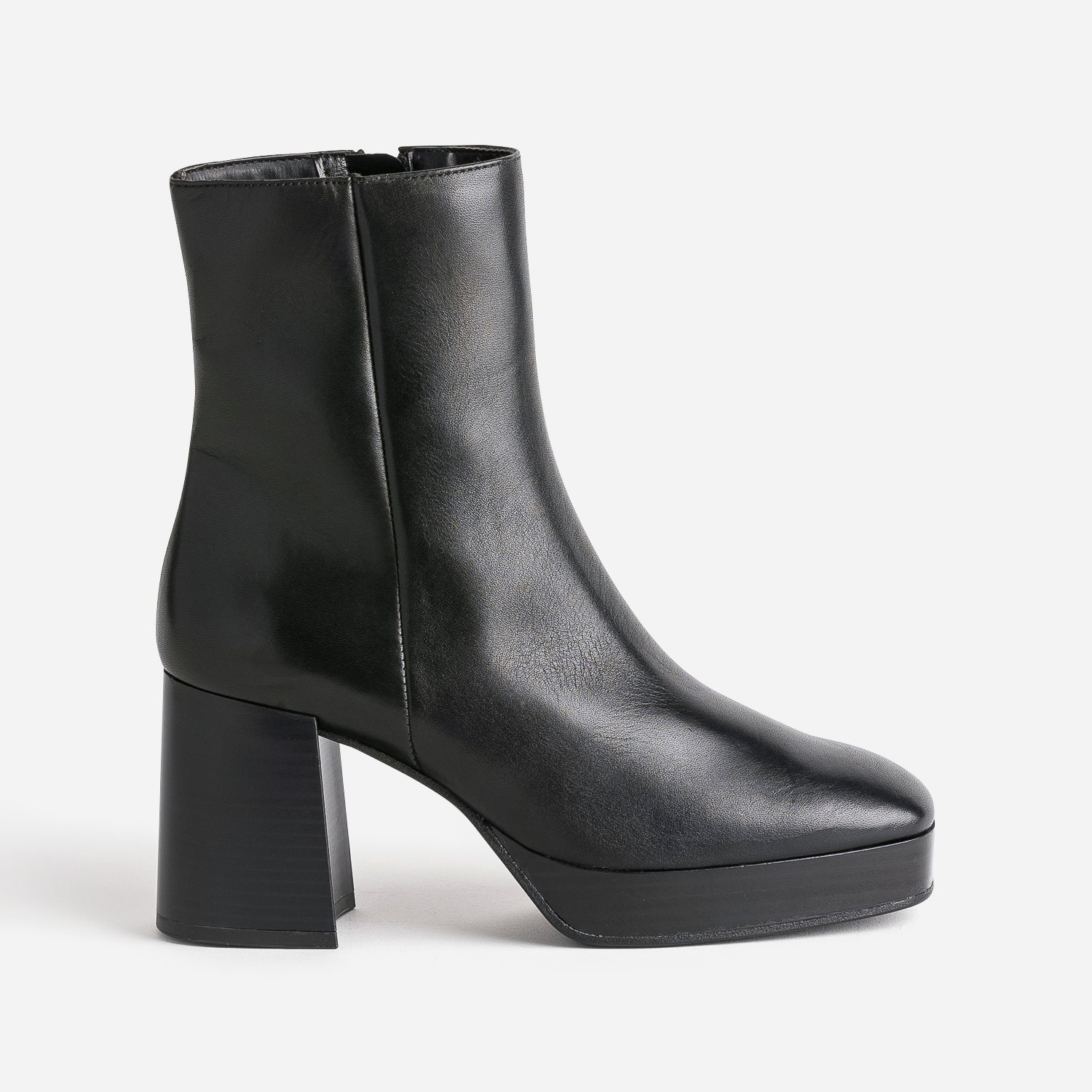 Boots noir en cuir plateforme