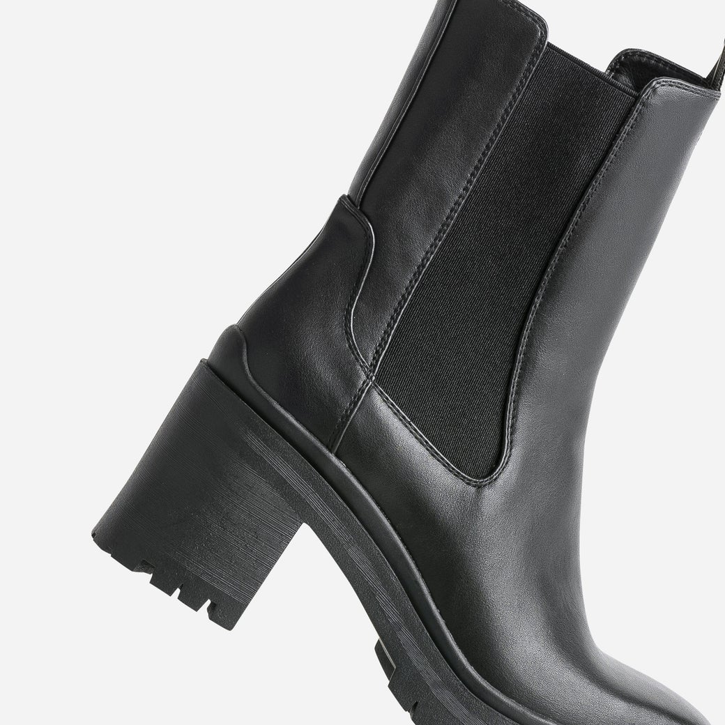 texto bottines noires