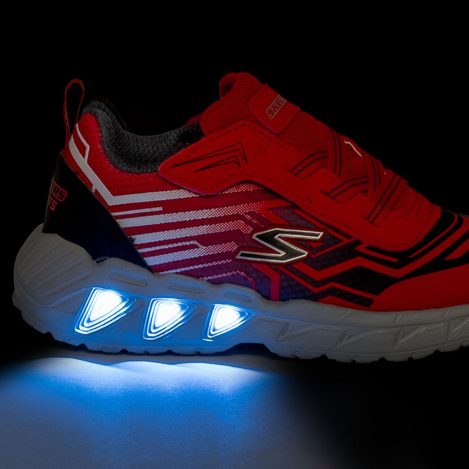 Basket lumineuse SKECHERS rouge Chaussures de sport Sport ERAM