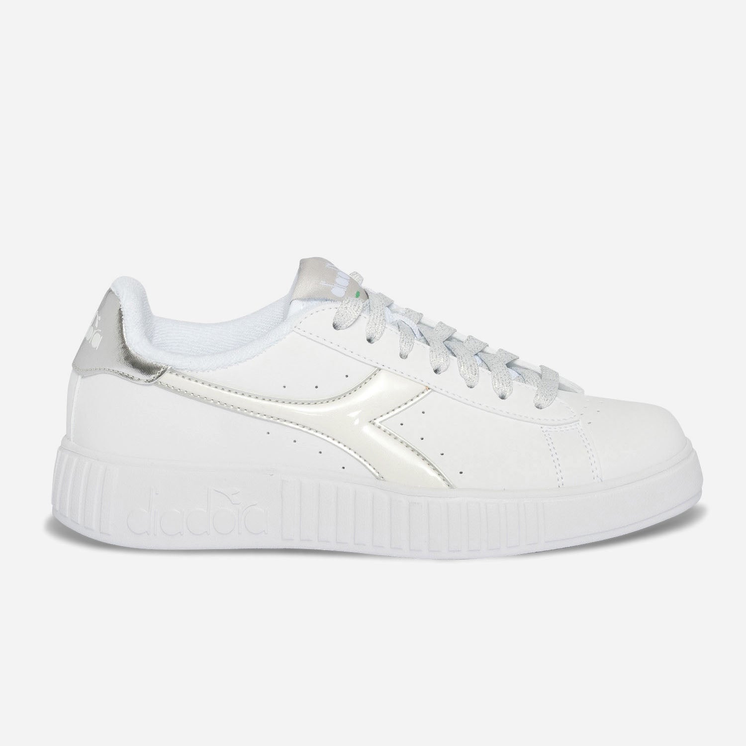 Diadora blanche cheap