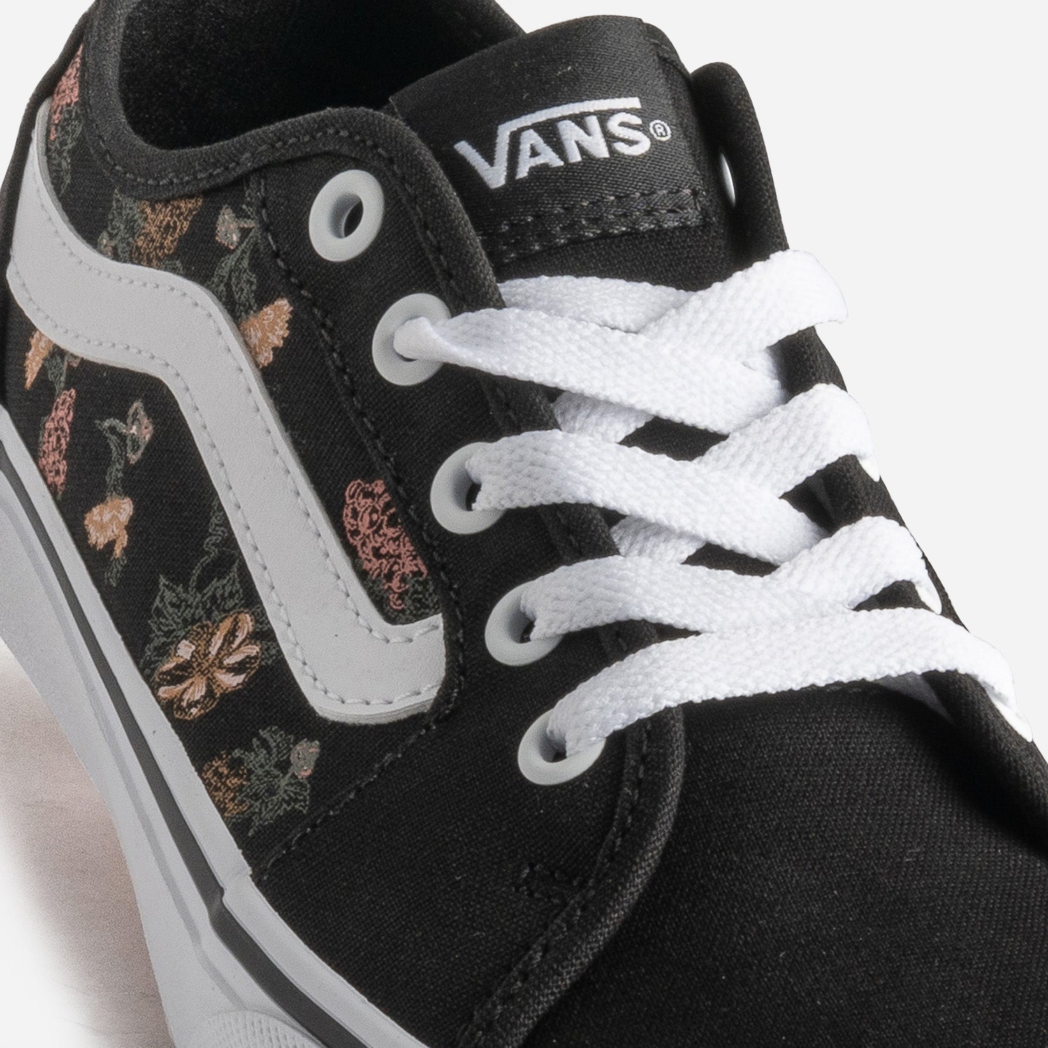 Vans noir à fleur on sale