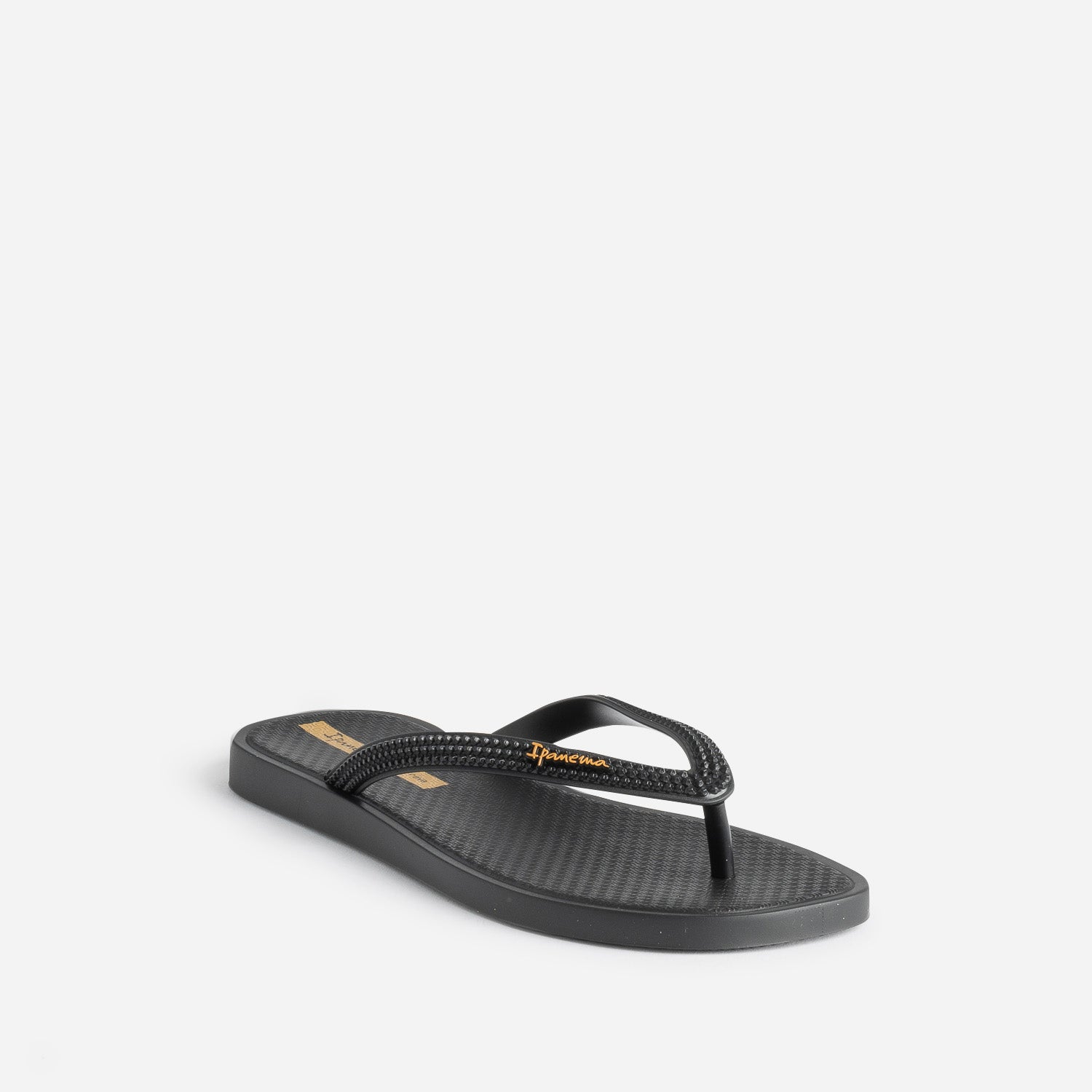 Tong IPANEMA noire a bride embossee Mules Tongs Sport ERAM