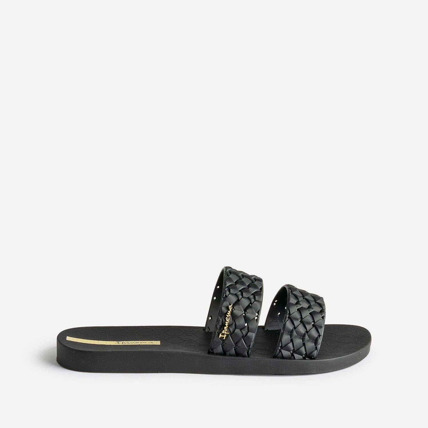 Ipanema mules deals